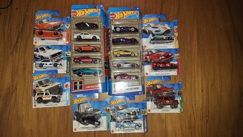 Hot wheels lotto - 18, auto