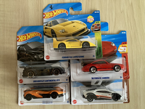 Hot wheels bundle exotic - hot,
